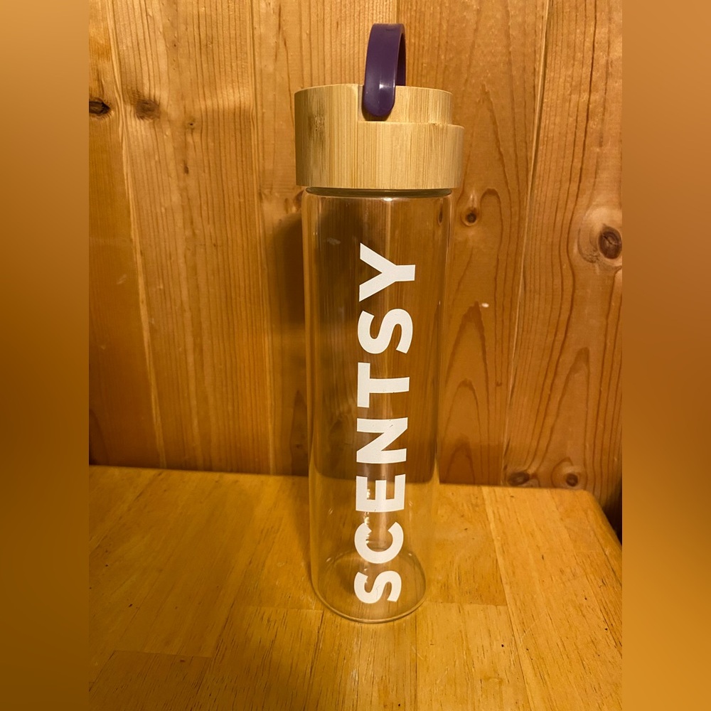 Scentsy Transparent Bottle with Bamboo Cap